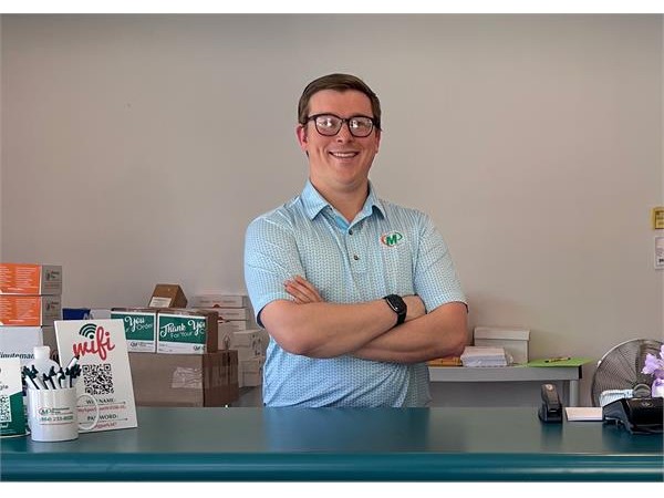 {Minuteman Press Franchise Owner Corey Sanders Transitions from Business Consulting to Printing Industry in Greenville, SC & Joins President’s Club}