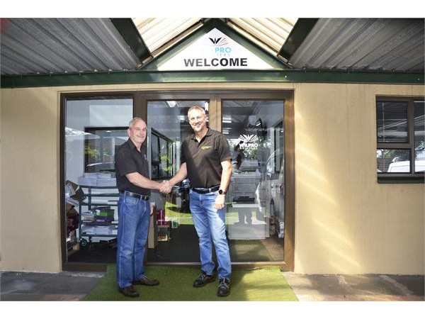 {Minuteman Press Franchise in Boksburg Acquires 31-Year Business Wilpro Printers, Biggest Acquisition for Minuteman Press in South Africa}