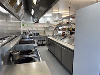 modern eatery high exposure - 3