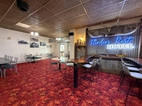 flinders rest hotel highway - 2