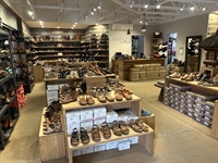iconic byron bay footwear - 1