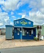 automotive workshop for sale - 2