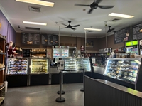 thriving award-winning bakery café - 3