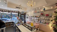 cupcakes cakes manufacturing + - 1