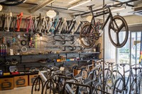 under offer well-established bicycle - 2
