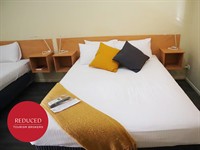 central qld leasehold motel - 1