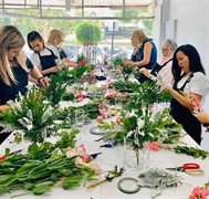 floristry classes events business - 1