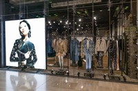 award-winning sydney-based retail fitout - 3