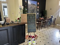 popular adelaide hills café - 2