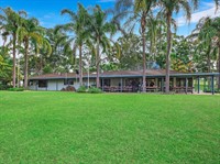 50-room freehold resort with - 1