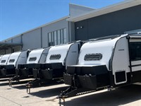 established caravan rv dealership - 3