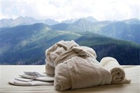 rainforest retreat freehold with - 1