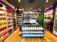 modern health wellness retail - 1
