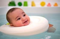 34369 infant massage hydrotherapy - 1