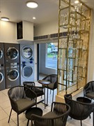 laundro lounge - 1