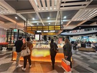 donut coffee franchise kiosk - 1