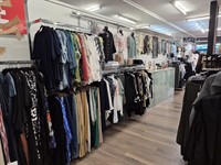 stylish fashion boutique turnkey - 2