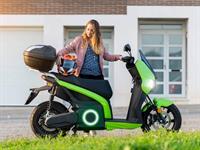 motor scooter rental business - 2