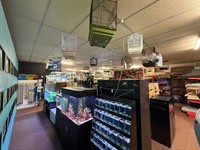 retail pet supplies business - 3