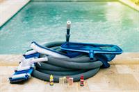 pool maintenance service business - 3