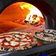 established pizzeria 20 000+ - 1