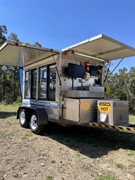 established mobile seafood retail - 3