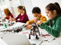 award-winning stem education business - 1