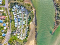 prime waterfront caravan park - 2