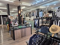 fashion boutique devonport prime - 1