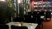 refined restaurant cocktail bar - 2
