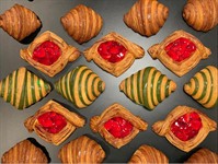 iconic italian artisan bakery - 1