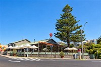 iconic coastal tavern freehold - 1