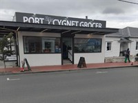freehold port cygnet grocer - 1