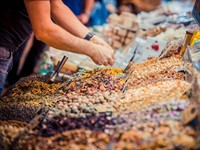 high-margin gourmet grocery profit - 3