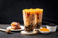 busy bubble tea shop - 1