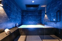 under offer city cave - 1