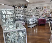 retail jewellery watches giftware - 3