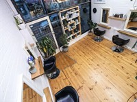 organic sustainable hair salon - 3