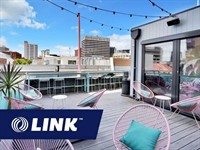 iconic hobart cbd burger - 3