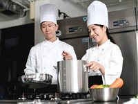 well established international college - 3