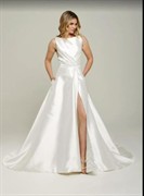 long-established bridal couture business - 1