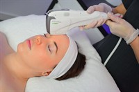 established skin clinic wiwo - 2