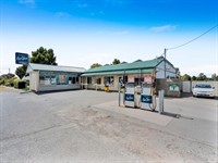 road house general store - 2