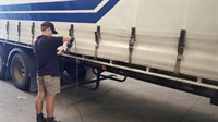albury canvas co walk-in - 1