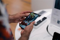 high turnover phone shop - 2
