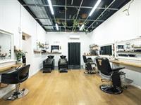 organic sustainable hair salon - 1