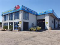 market leading automotive repair - 1