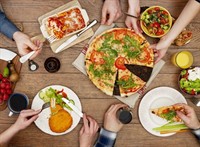 popular pizza italian restuarant - 1