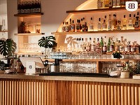 restaurant bar - 3