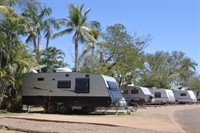 established off-road caravan camper - 3